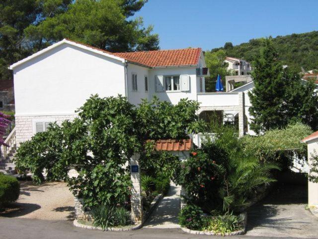 Apartments Sarah Medvinjak Exterior photo